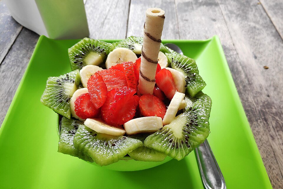 Açaí na tigela: bowl dulce con toppings. (CC BY-SA 4.0)