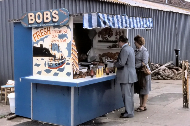 Puesto de mariscos en mercado